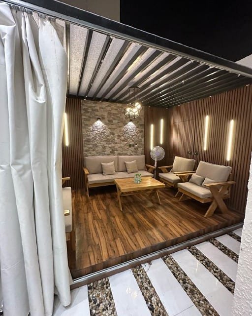 مظلات وجلسات خارجية (34)