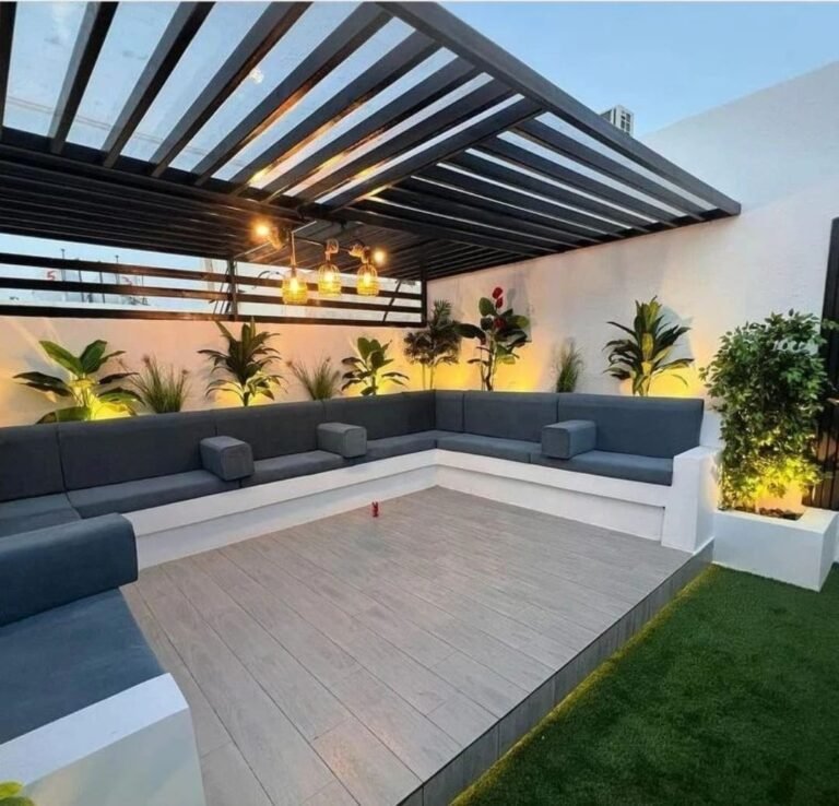 مظلات وجلسات خارجية (44)