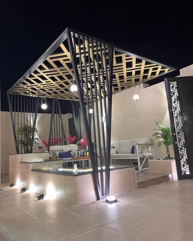 مظلات وجلسات خارجية (49)