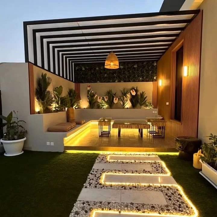 مظلات وجلسات خارجية (62)